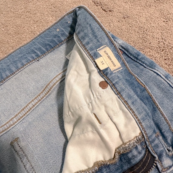 Madewell- Slim Demi-Boot Jeans in Enright Wash - Picture 5 of 5